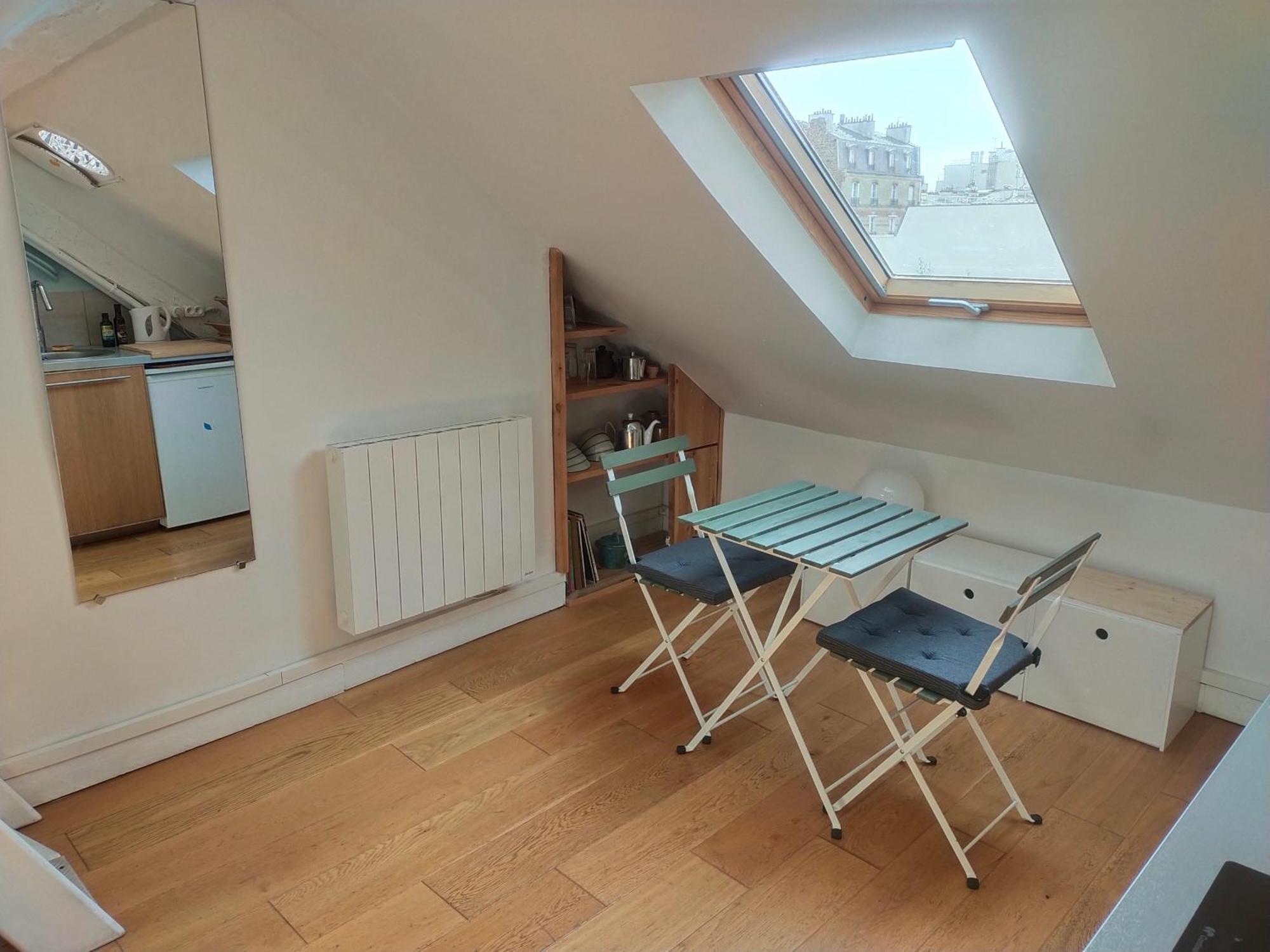 Studio Sous Les Toits Et Mezzanine - Vincennes Esterno foto